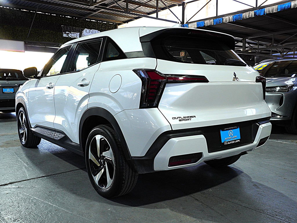 Mitsubishi Outlander Sport SE 2025