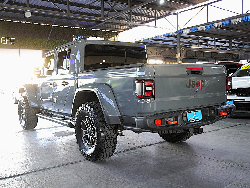 Jeep Gladiator Mojave 2024