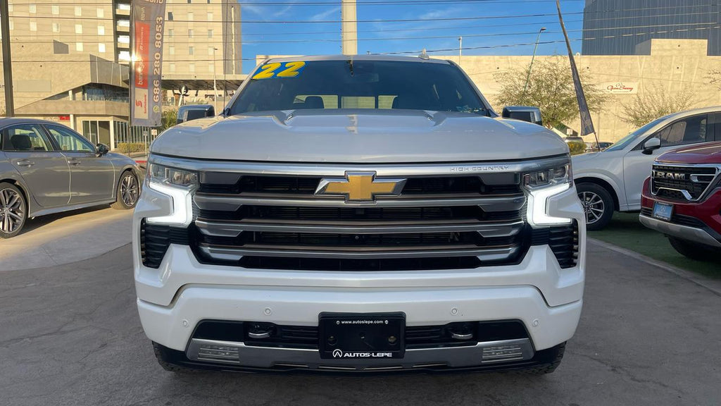 Chevrolet Cheyenne High Country 4x4 2022.5