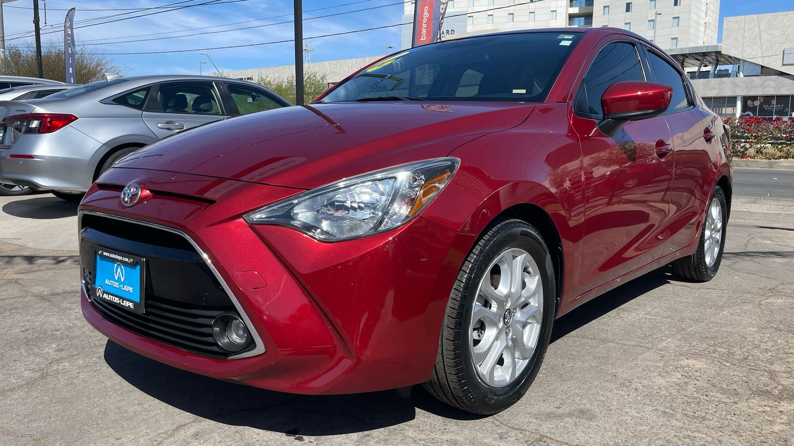 Toyota Yaris R 2016