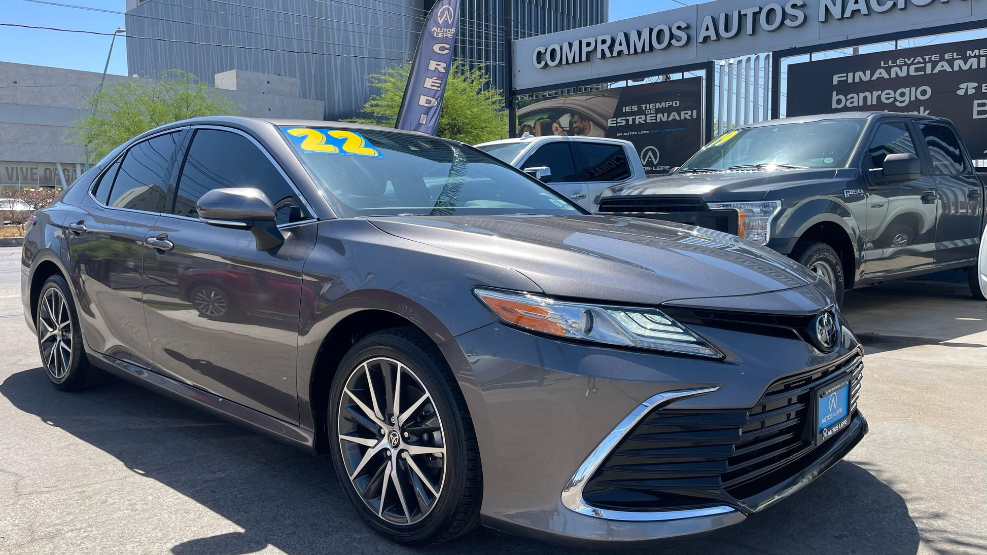Toyota Camry XLE 2022