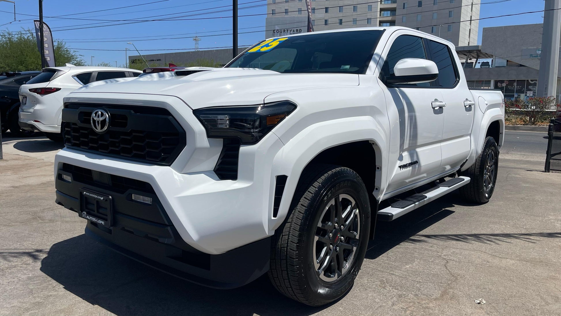 Toyota Tacoma TRD Sport  2025
