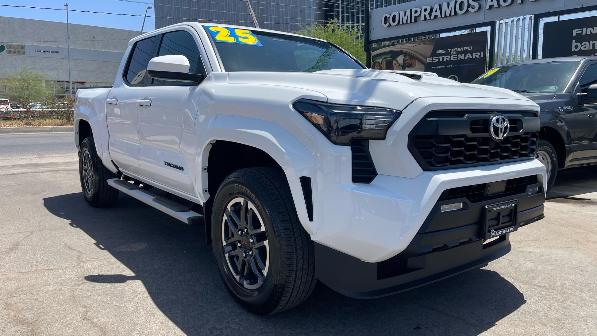 Toyota Tacoma TRD Sport  2025