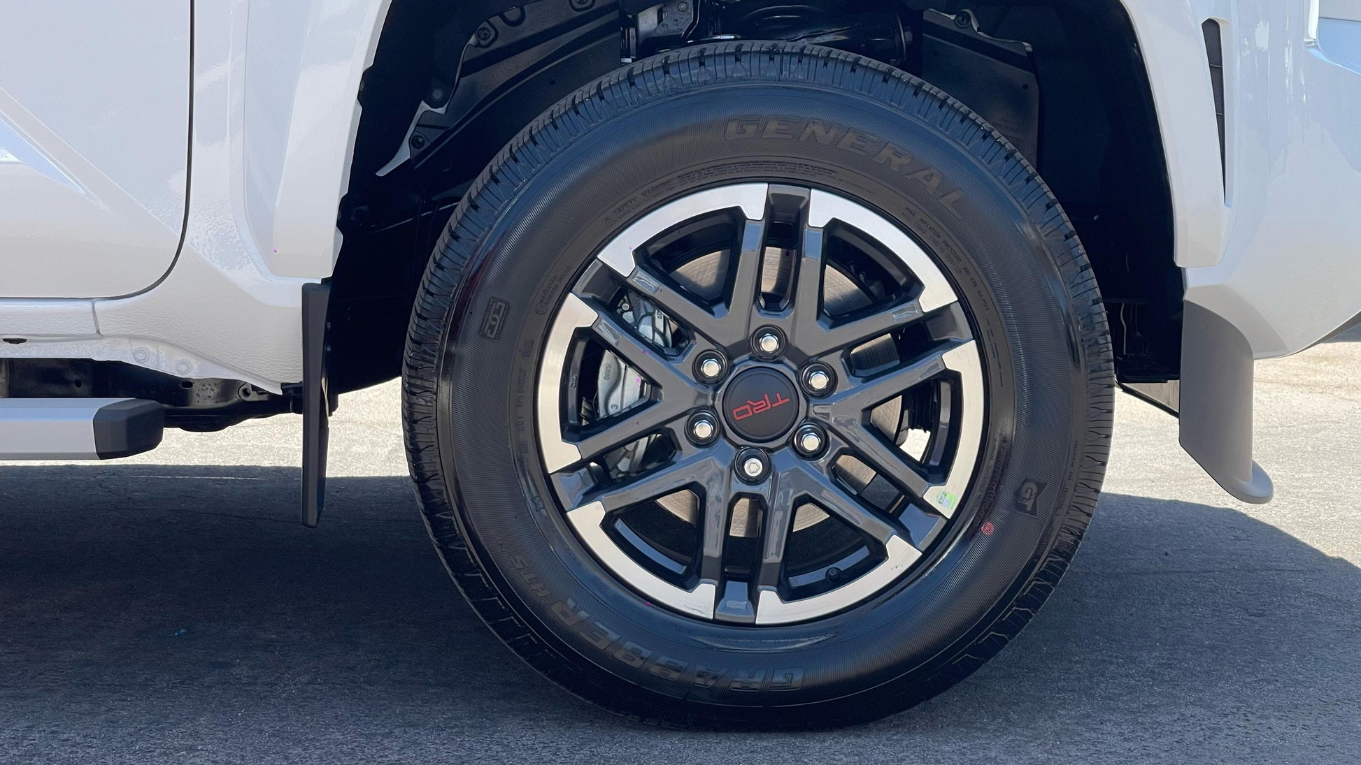 Toyota Tacoma TRD Sport  2025