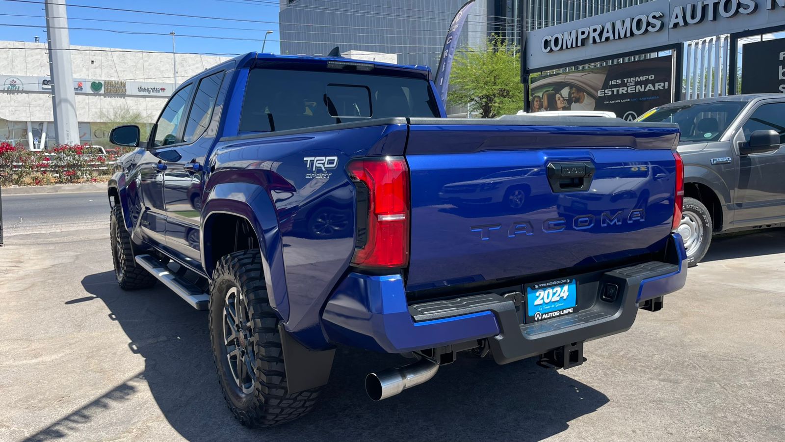 Toyota Tacoma TRD SPORT 2024
