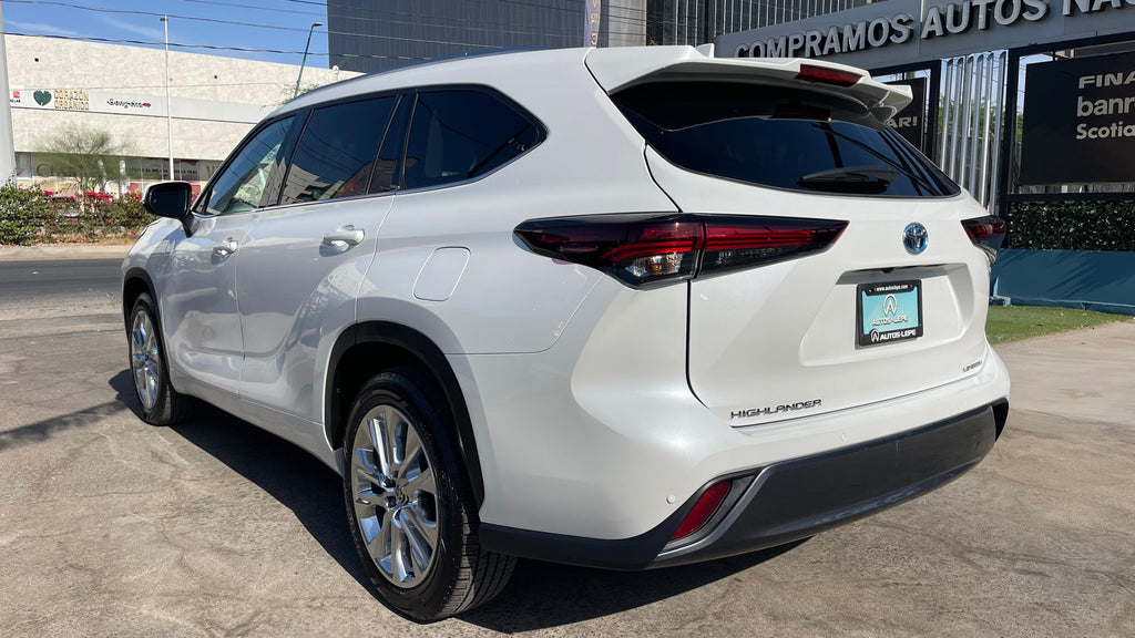 Toyota Highlander Limited Hybrid 2024