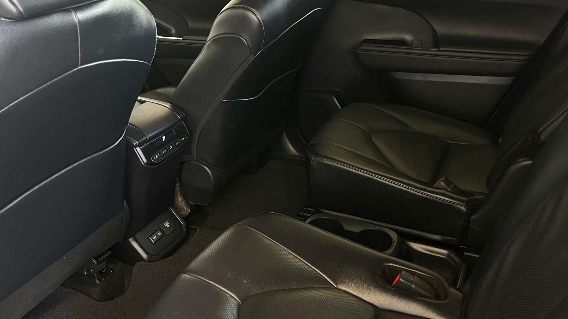Toyota Highlander Limited Hybrid 2024