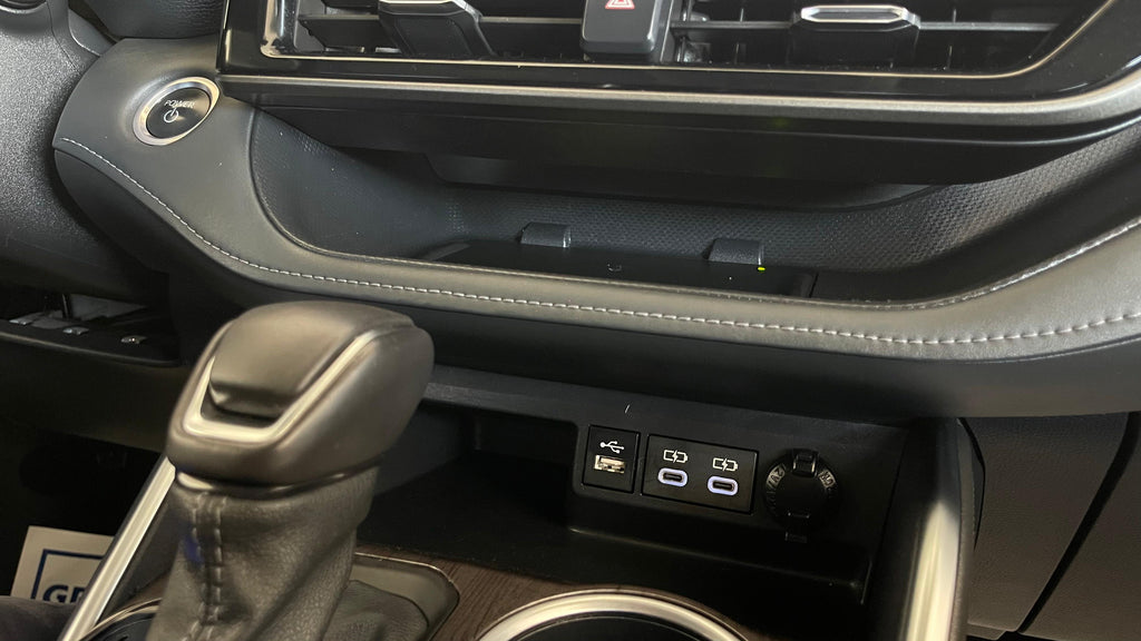 Toyota Highlander Limited Hybrid 2024