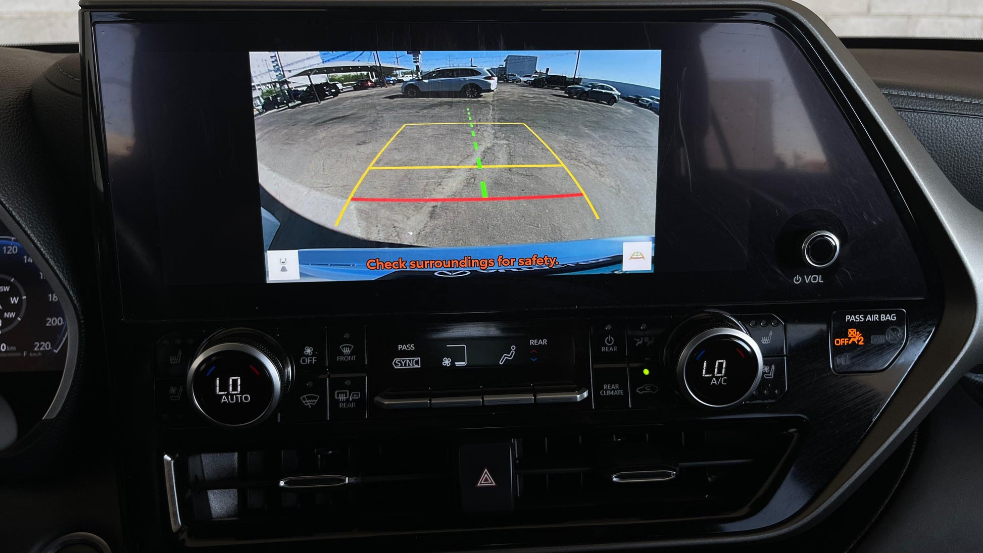Toyota Highlander Limited Hybrid 2024