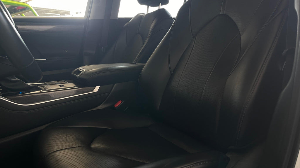 Toyota Highlander Limited Hybrid 2024
