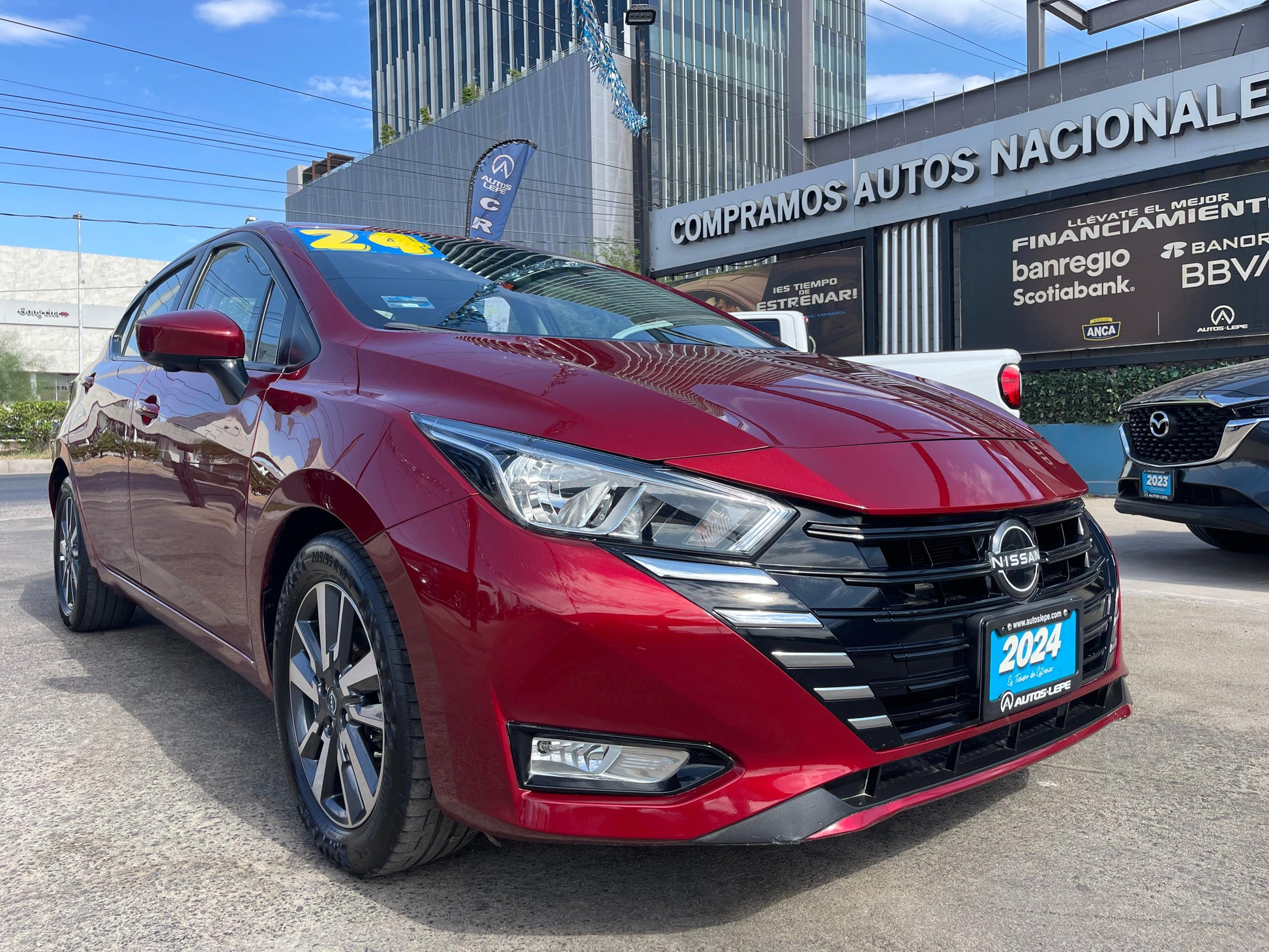 Nissan Versa Advance 2024