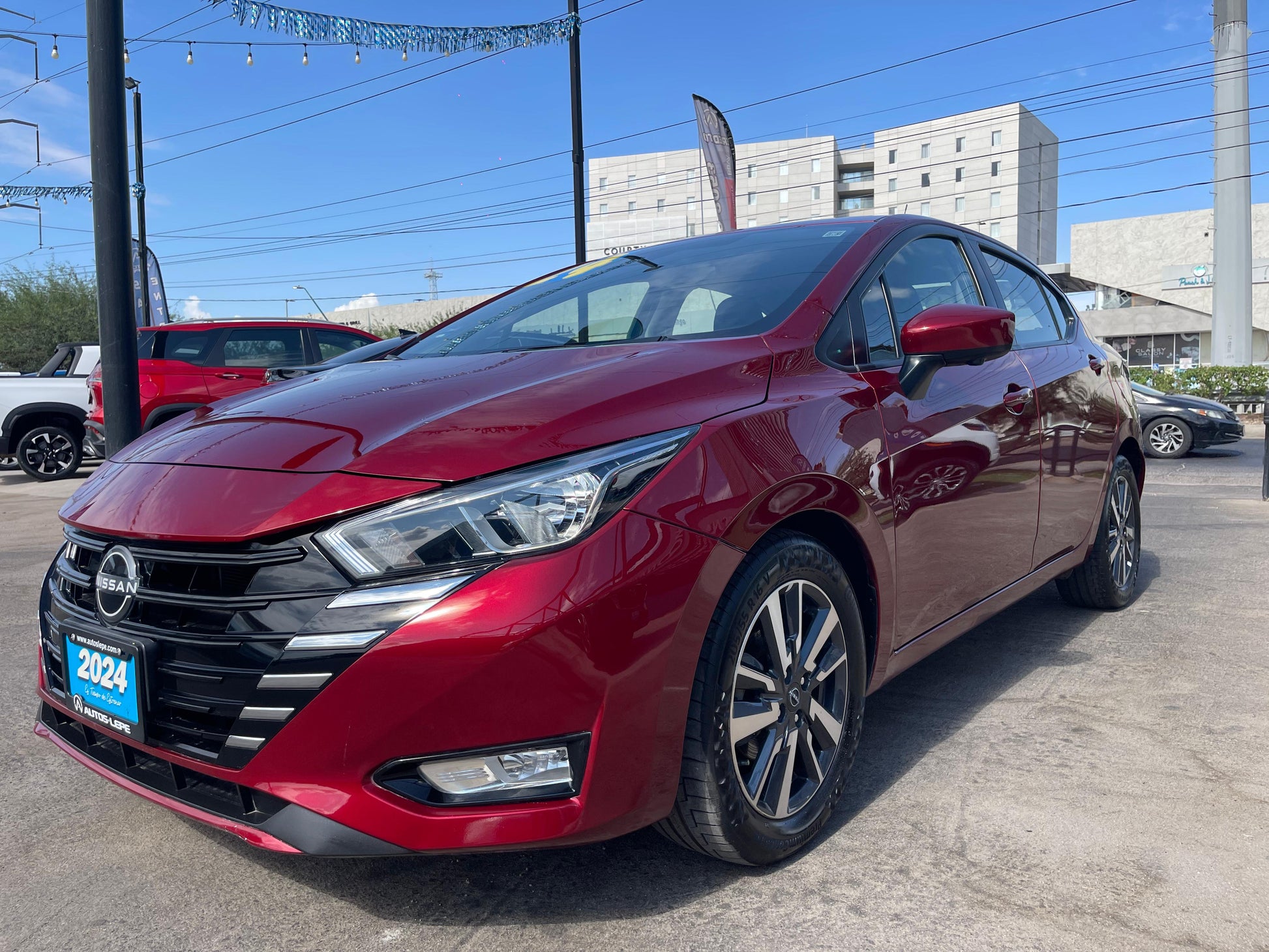 Nissan Versa Advance 2024