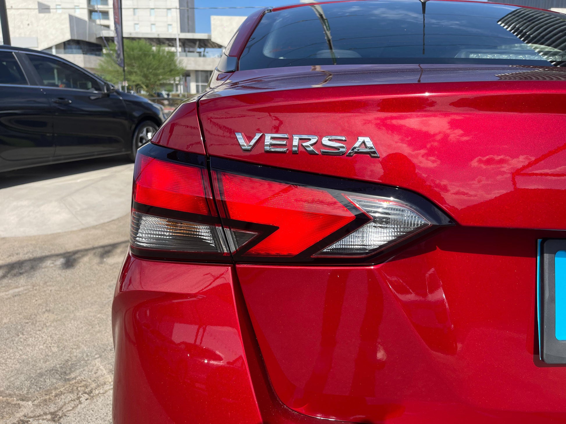 Nissan Versa Advance 2024