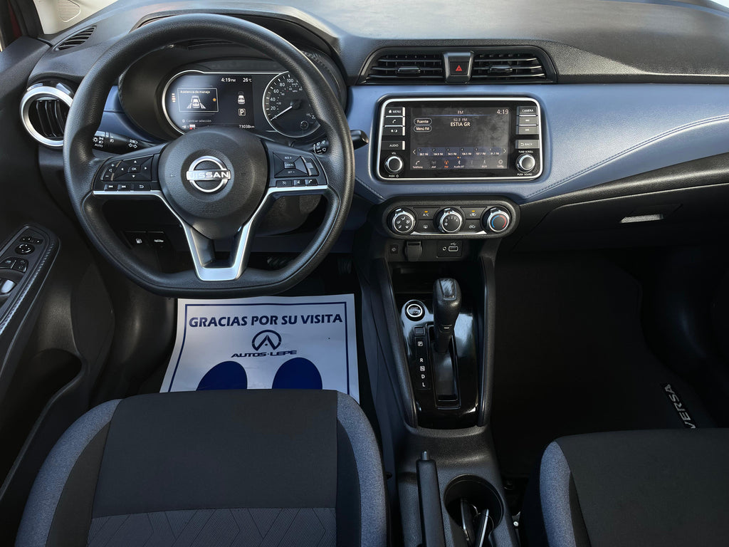 Nissan Versa Advance 2024
