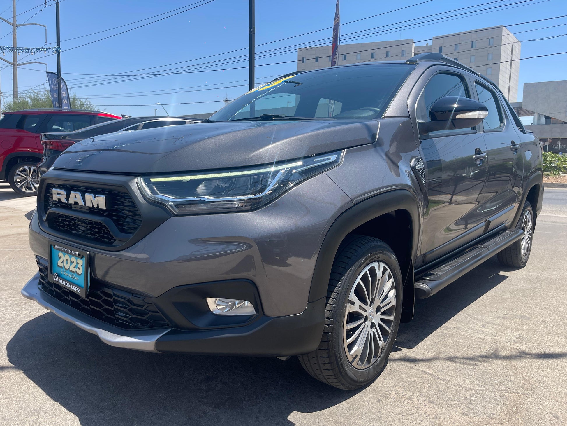 Dogde Ram 700 LongHorn 2023