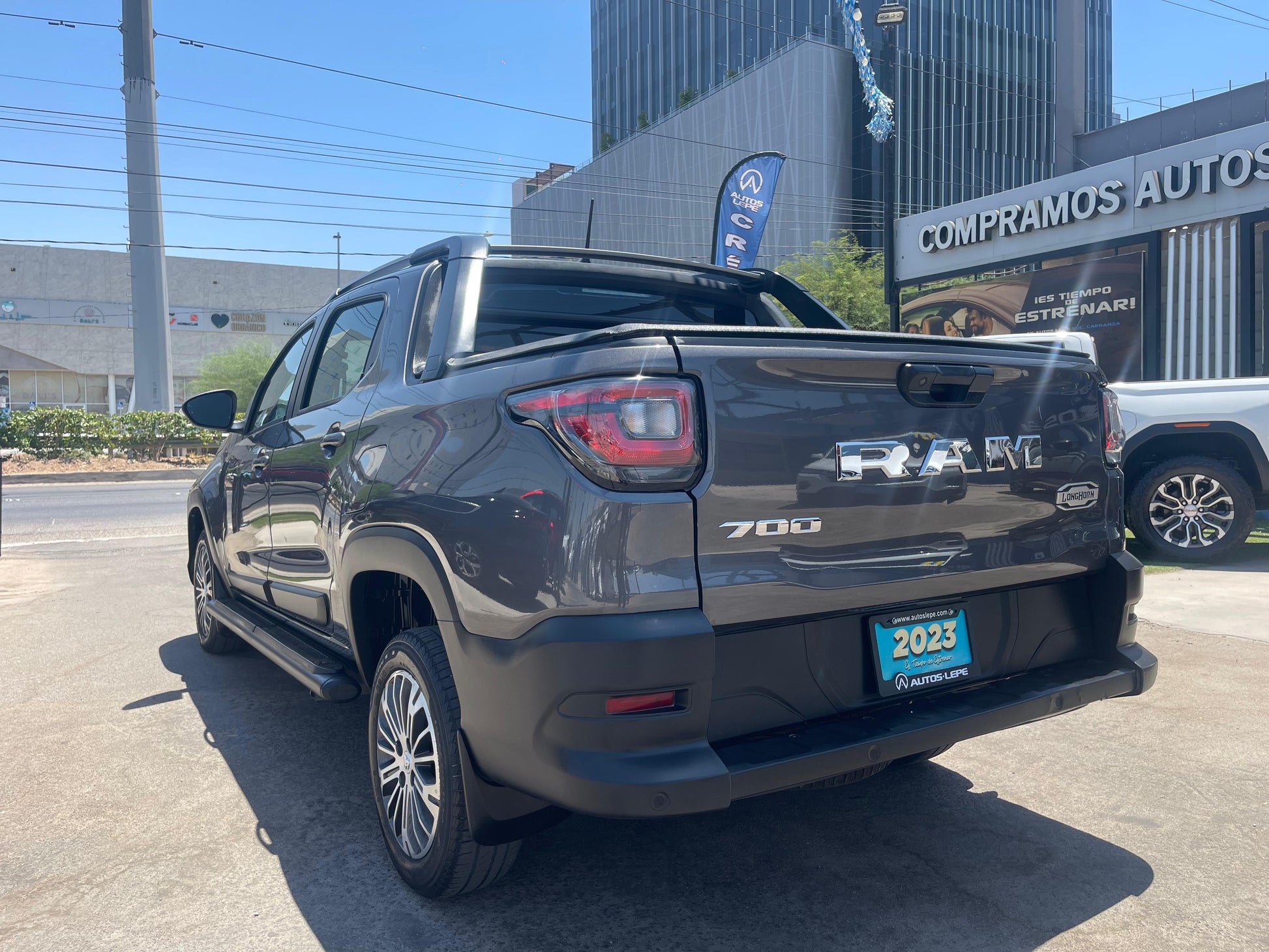 Dogde Ram 700 LongHorn 2023