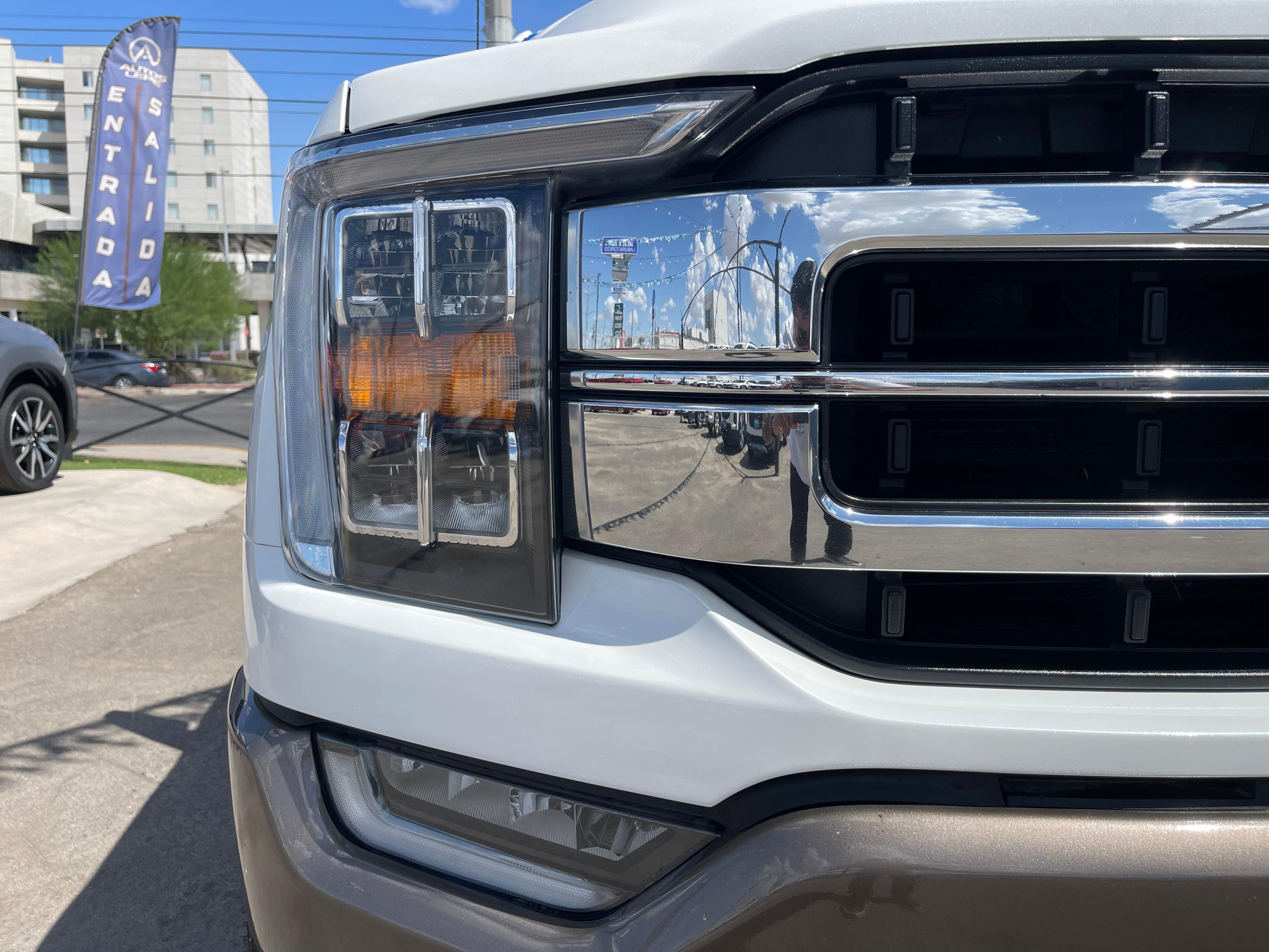 Ford Lobo Lariat 4x4 2021