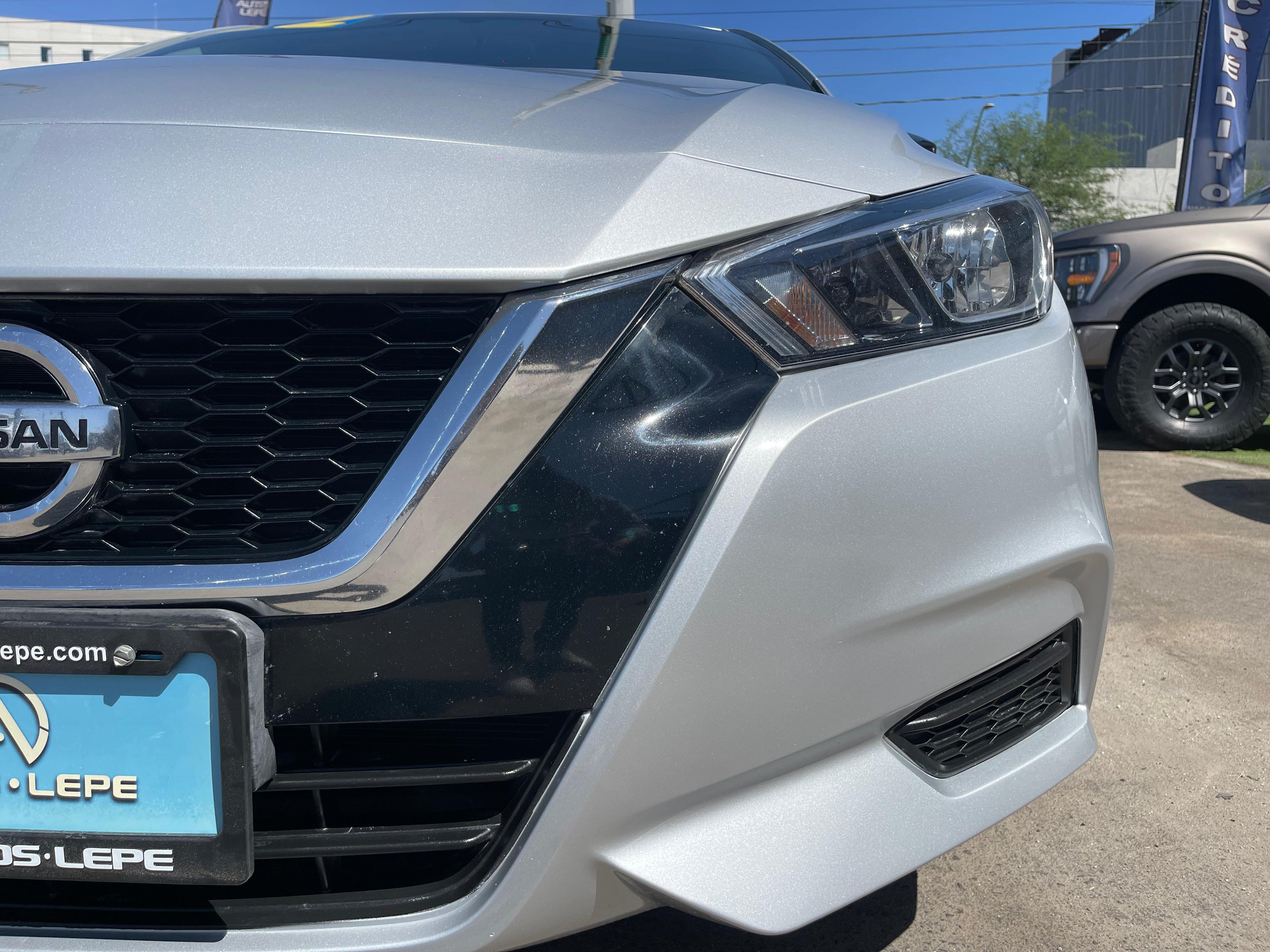 Nissan Versa Sense 2022