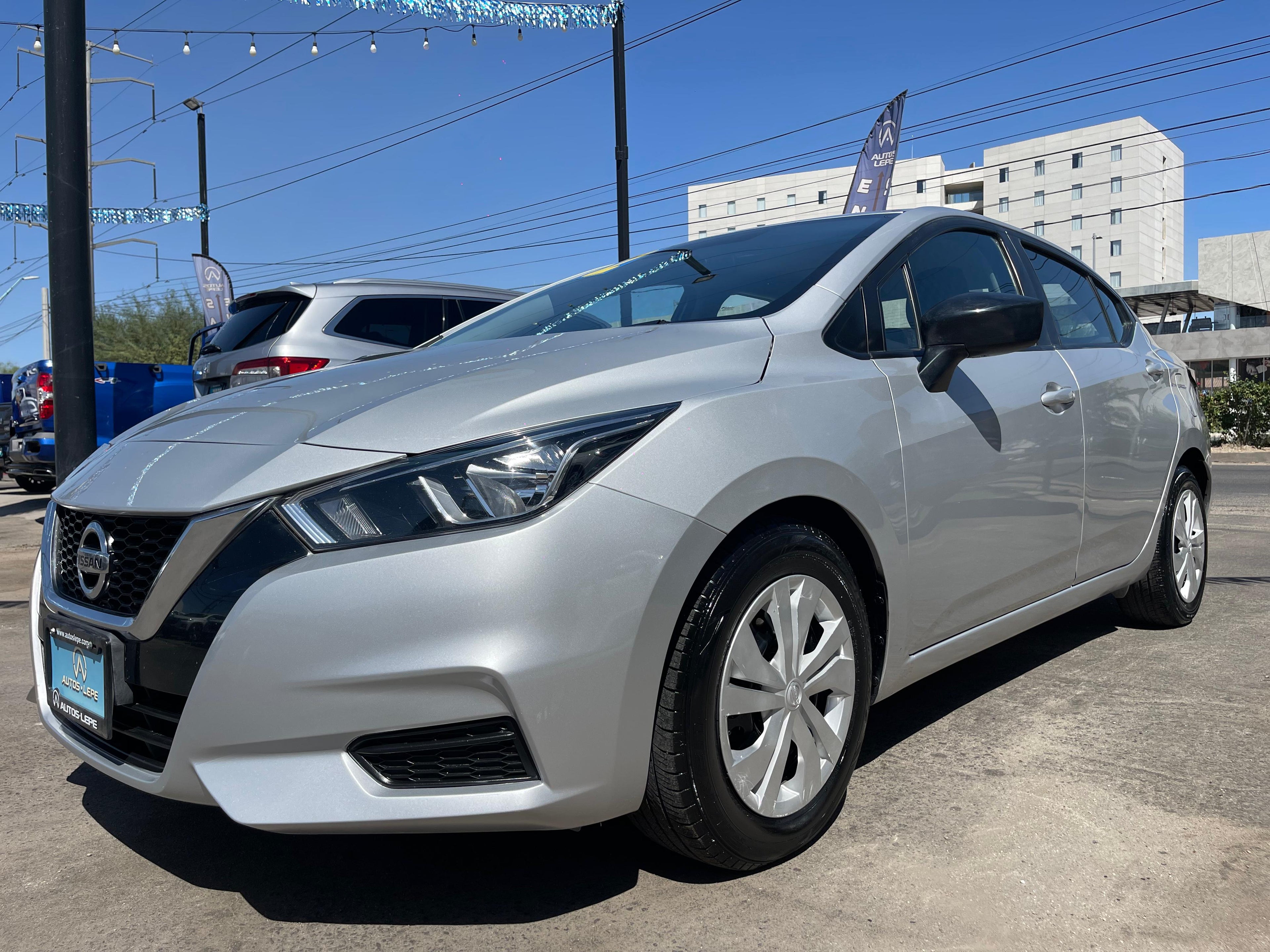Nissan Versa Sense 2022