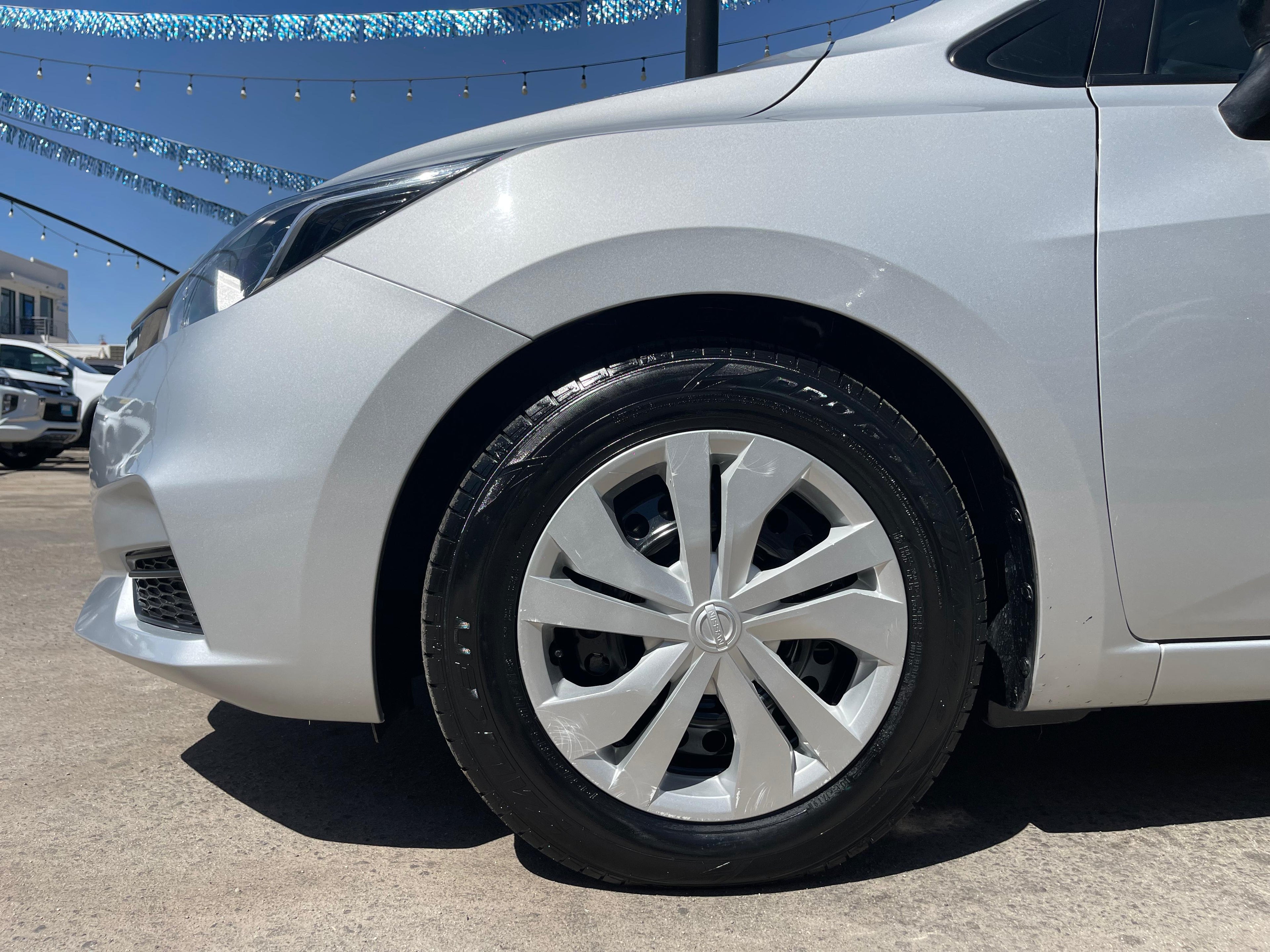 Nissan Versa Sense 2022