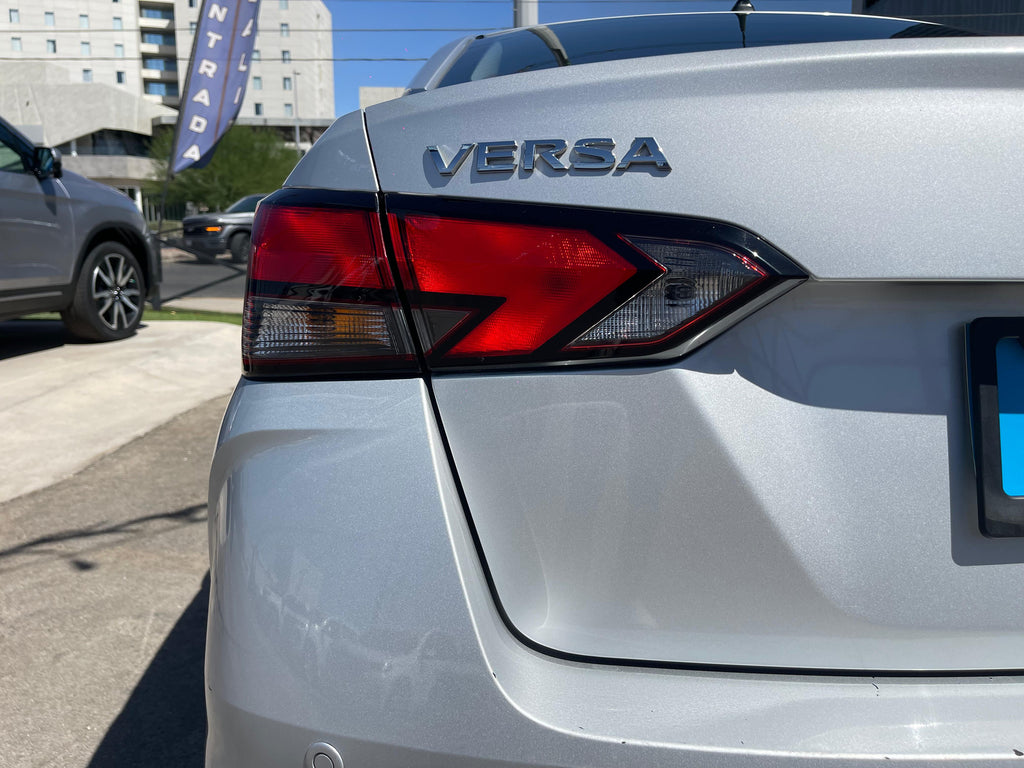 Nissan Versa Sense 2022