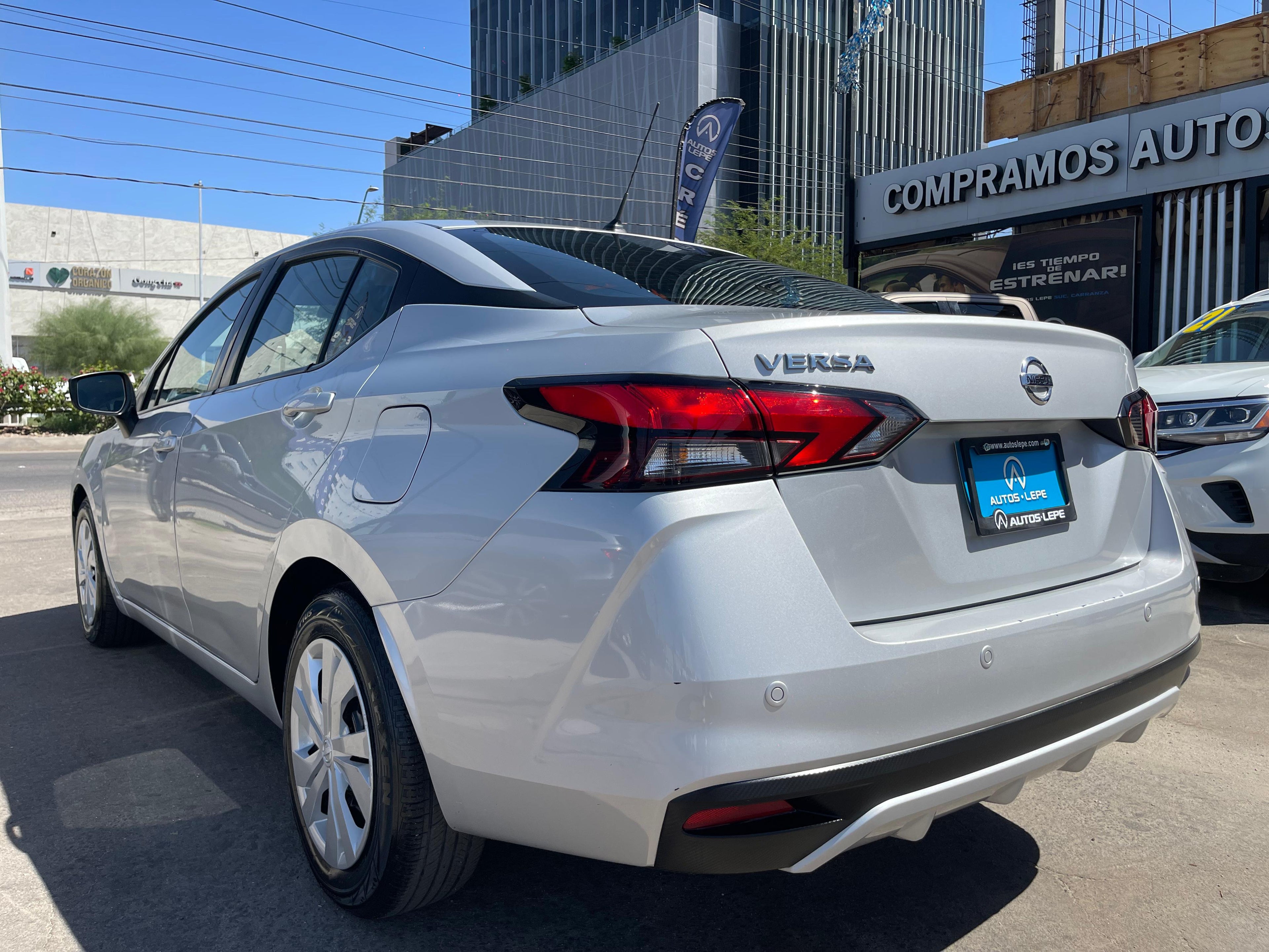 Nissan Versa Sense 2022
