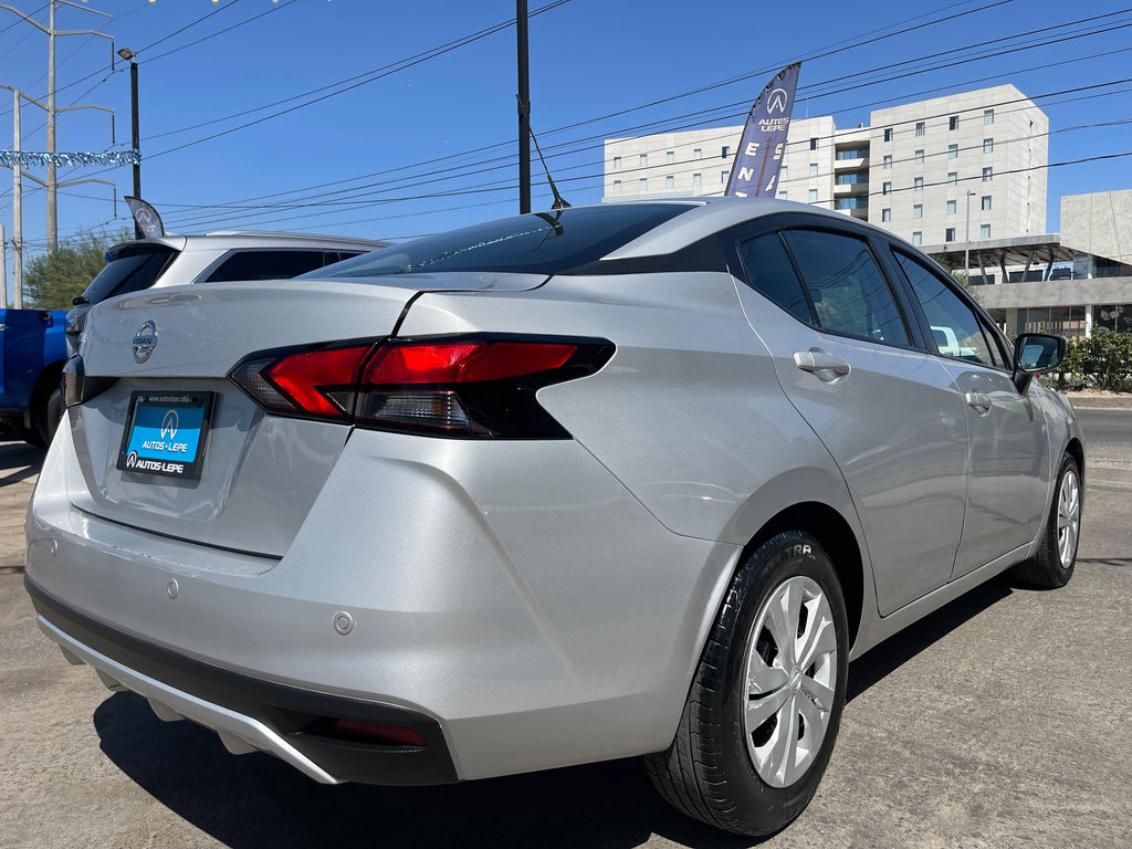 Nissan Versa Sense 2022