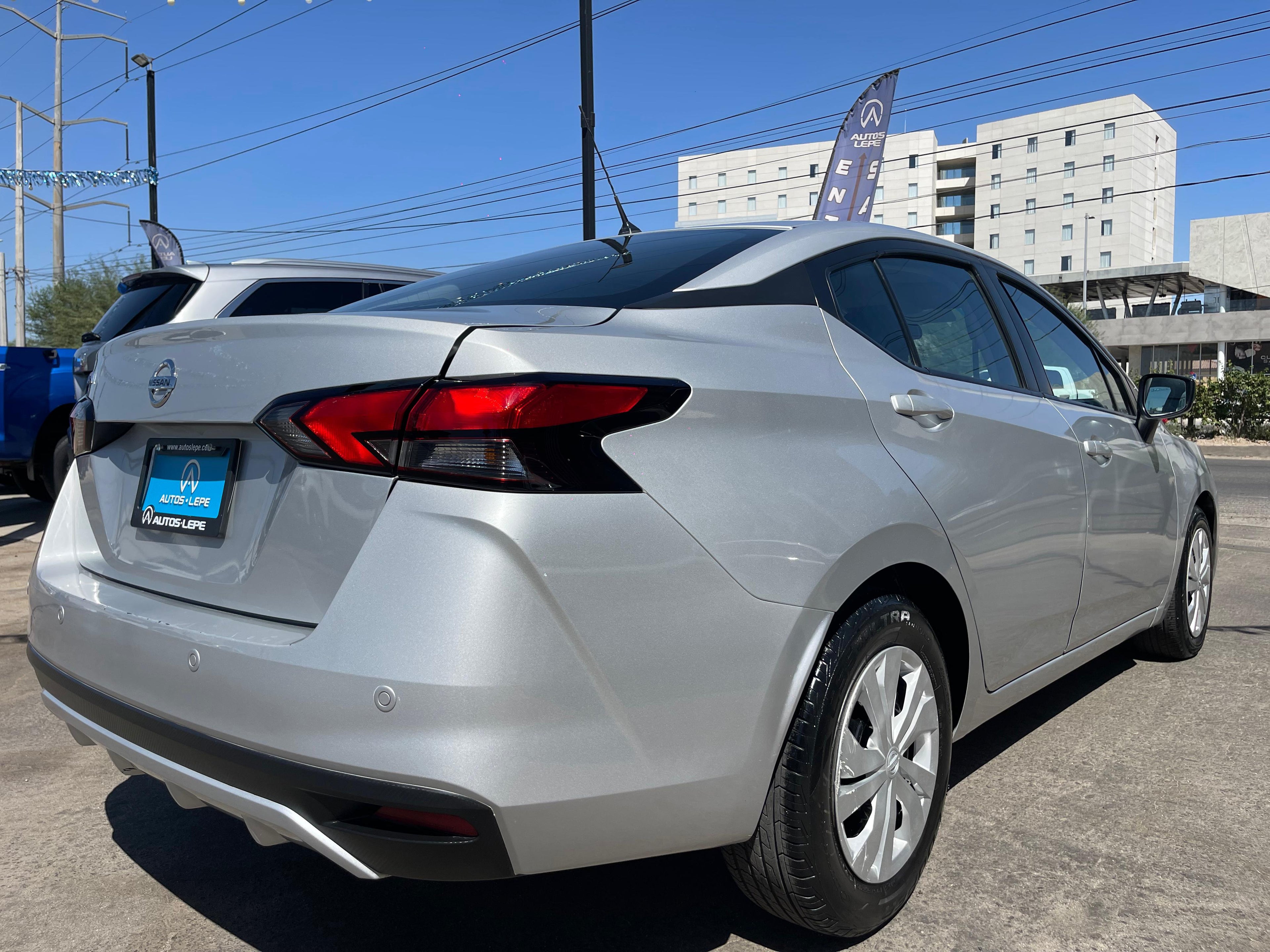 Nissan Versa Sense 2022