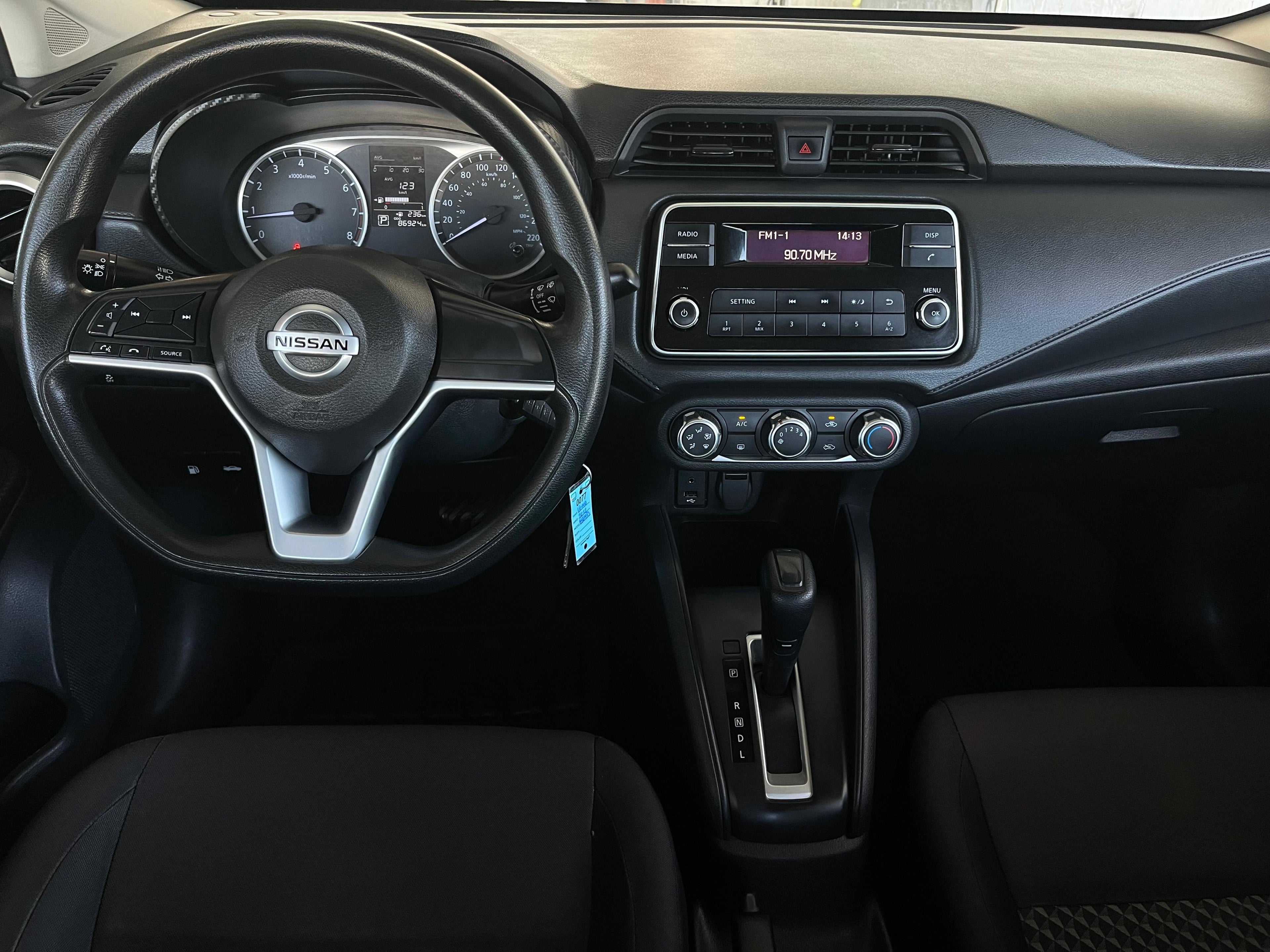 Nissan Versa Sense 2022