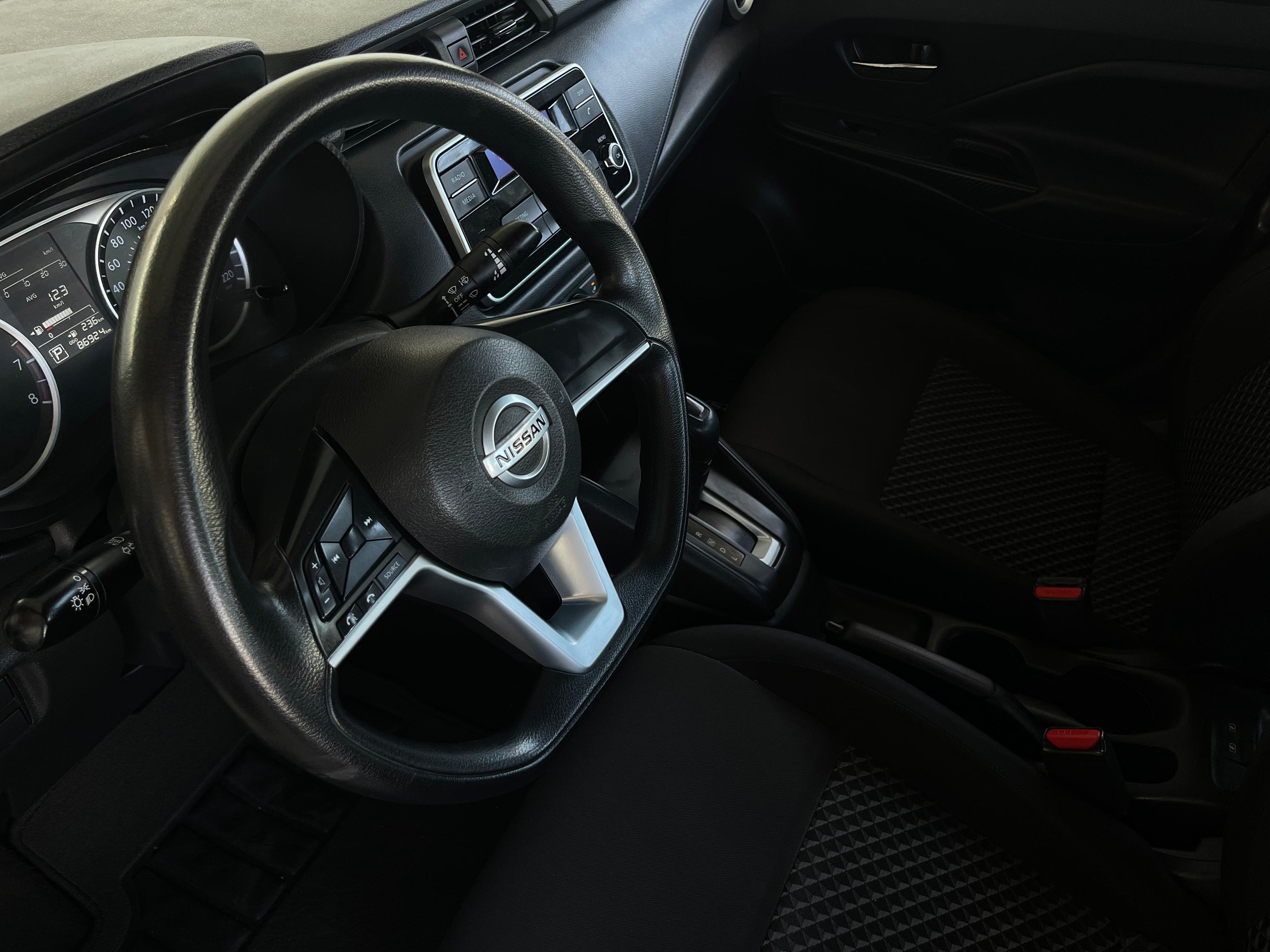 Nissan Versa Sense 2022