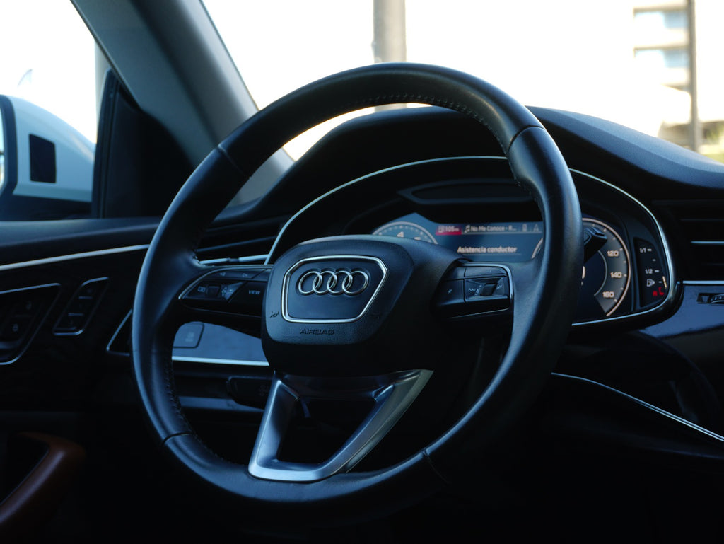 Audi Q8 55 TFSI 2020