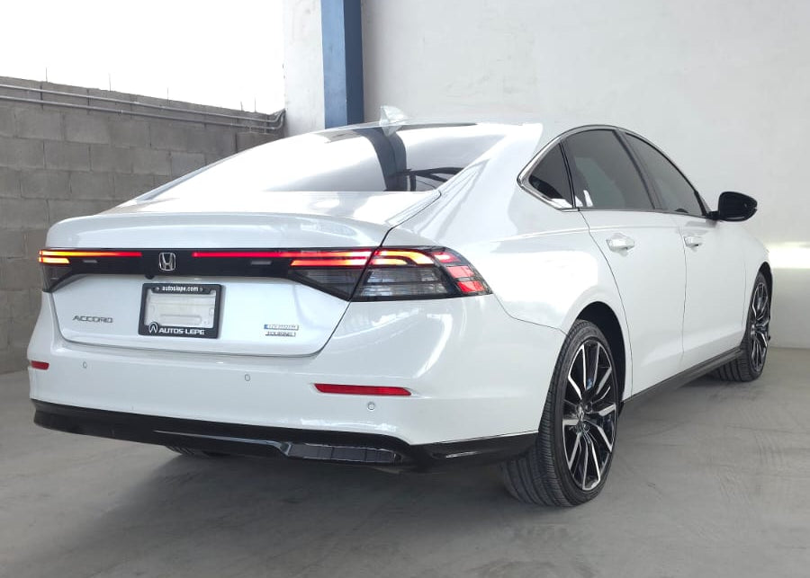 HONDA ACCORD TOURING HEV 2.0L 2024