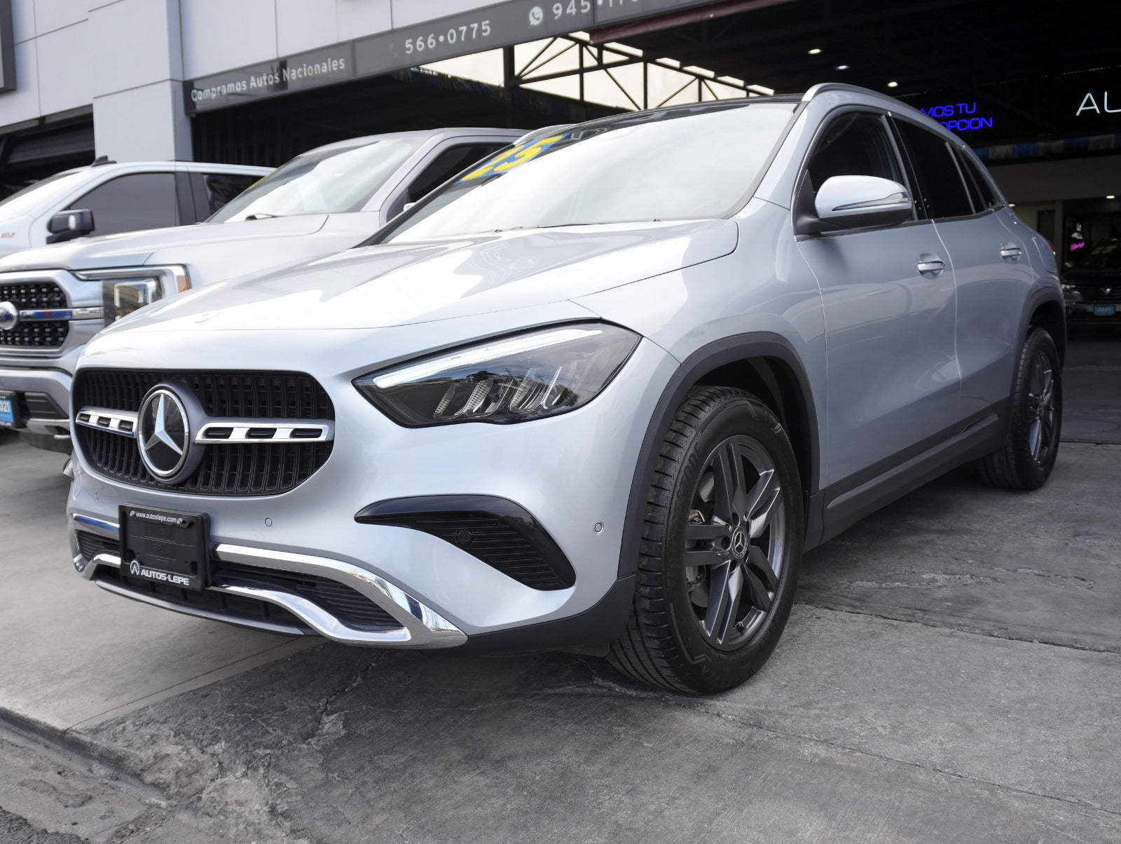 🚙✨Mercedes-Benz GLA 200 2025 🚙✨