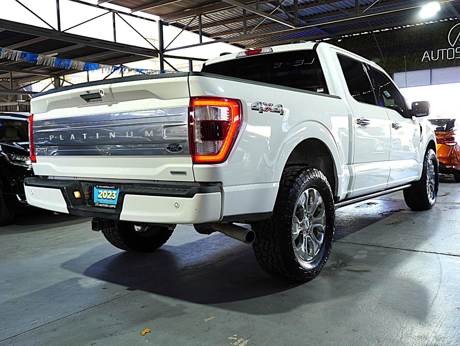 Ford Lobo Platinum 2023