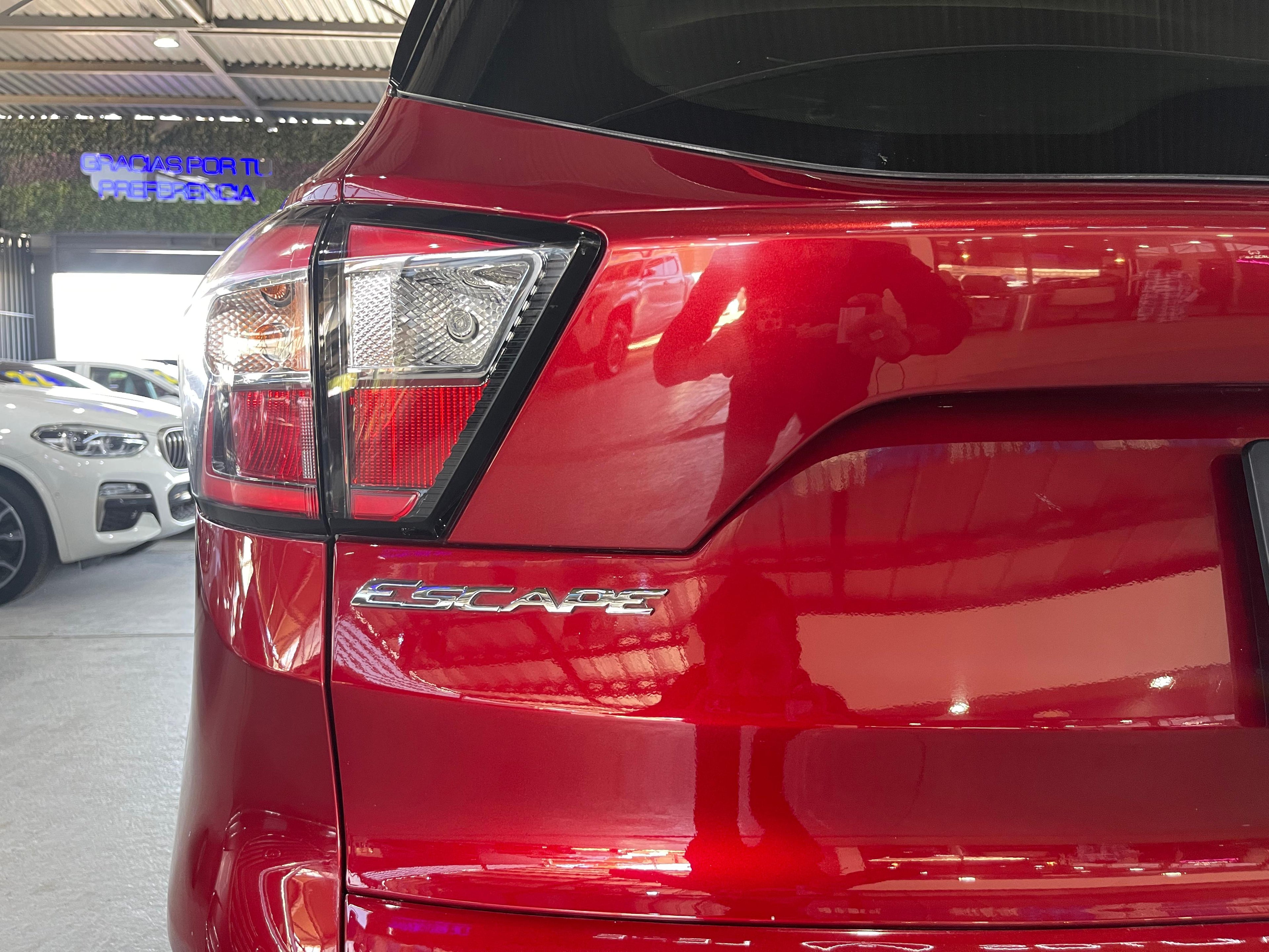 Ford Escape Trend Advance 2018