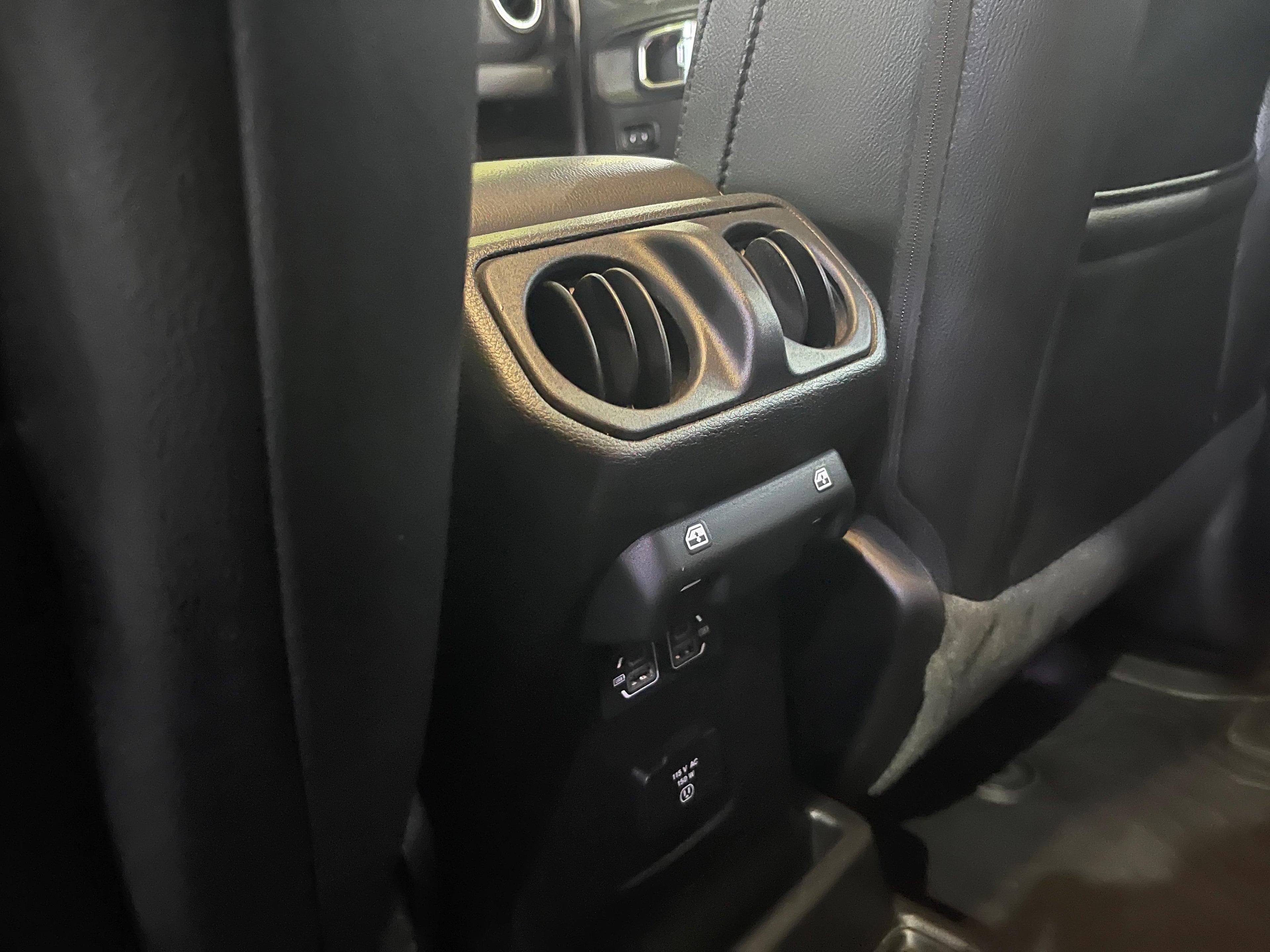 Jeep Wrangler Unlimited Sahara 2021
