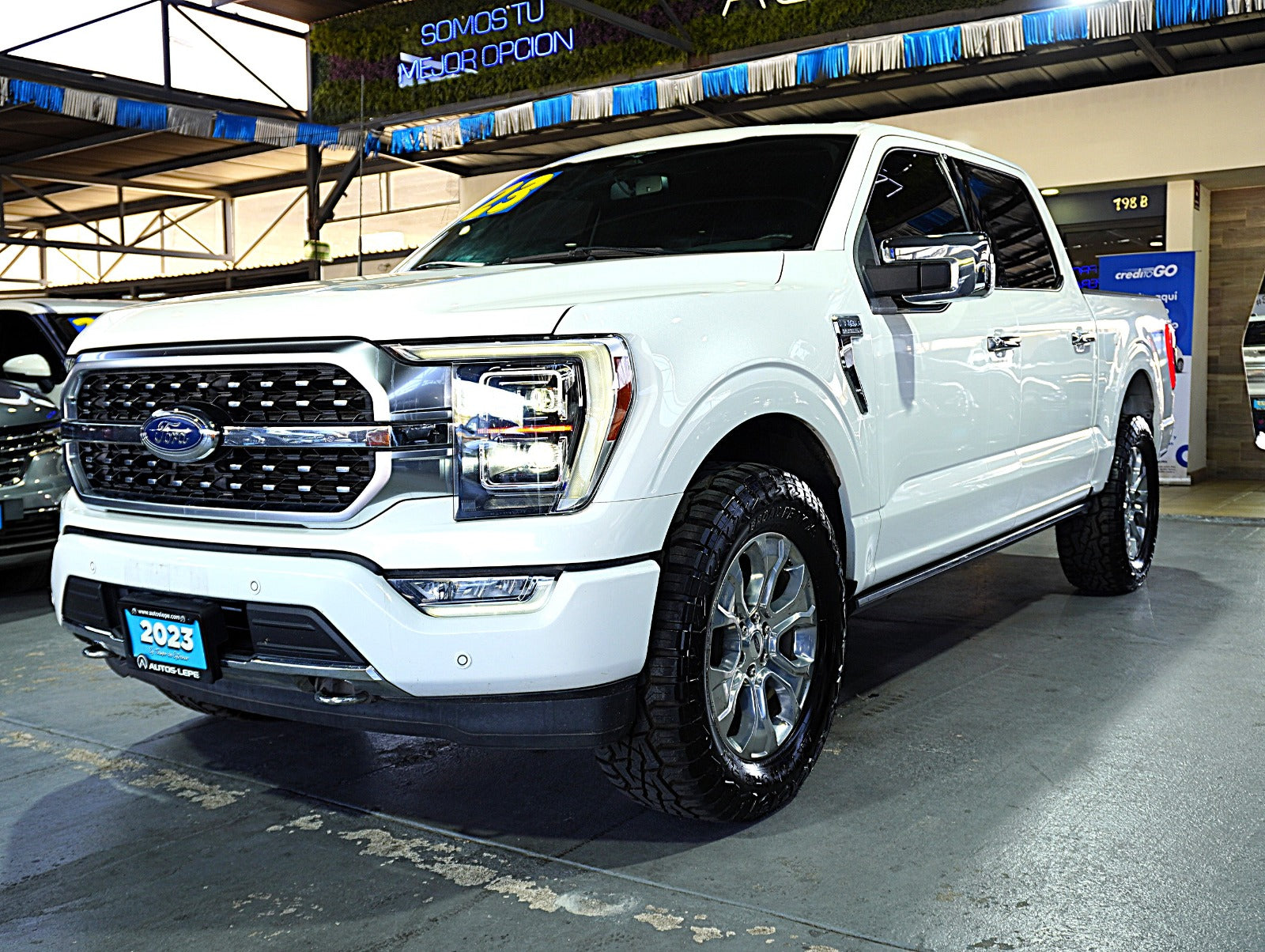 Ford Lobo Platinum 2023