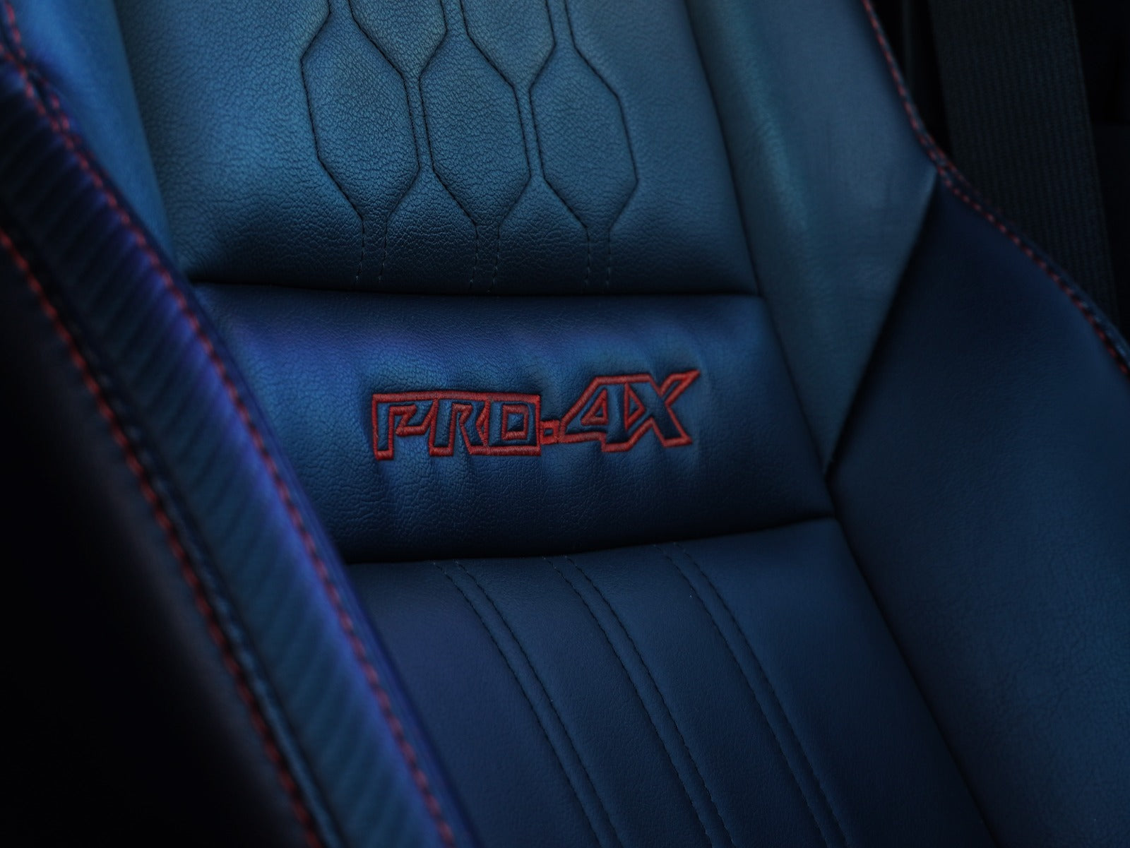 Nissan Frontier PRO-4X 2023🛻✨