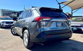 Toyota RAV4 XLE 2019