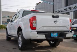 Nissan  Frontier LE 2021 