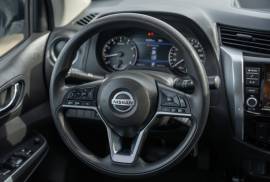 Nissan  Frontier LE 2021 